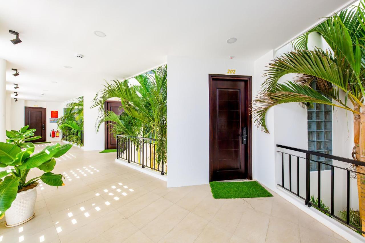 Oyo 426 Klaus Resort Nha Trang Exterior foto